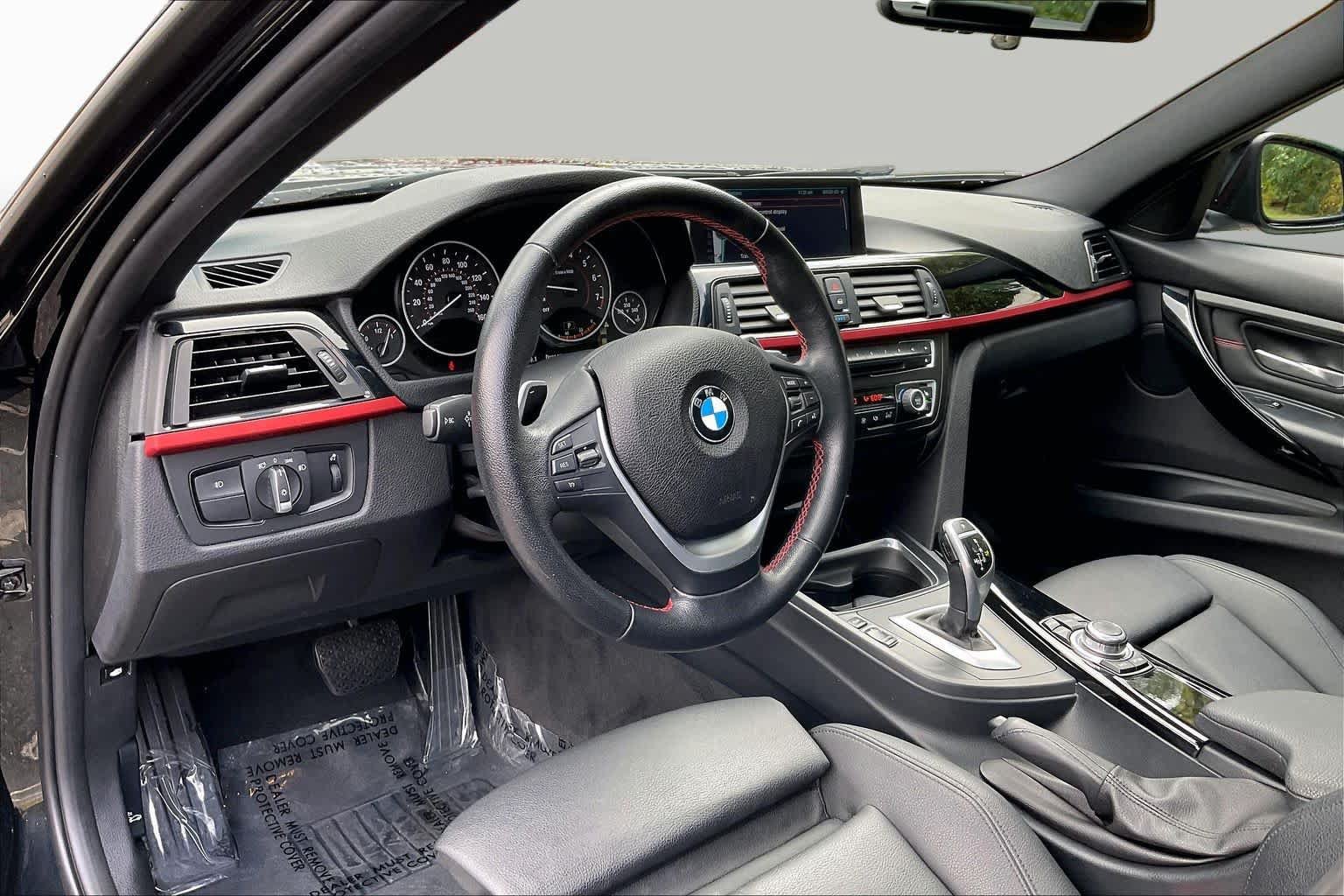 Used 2013 BMW 328i xDrive Sedan AWD/4WD image 17
