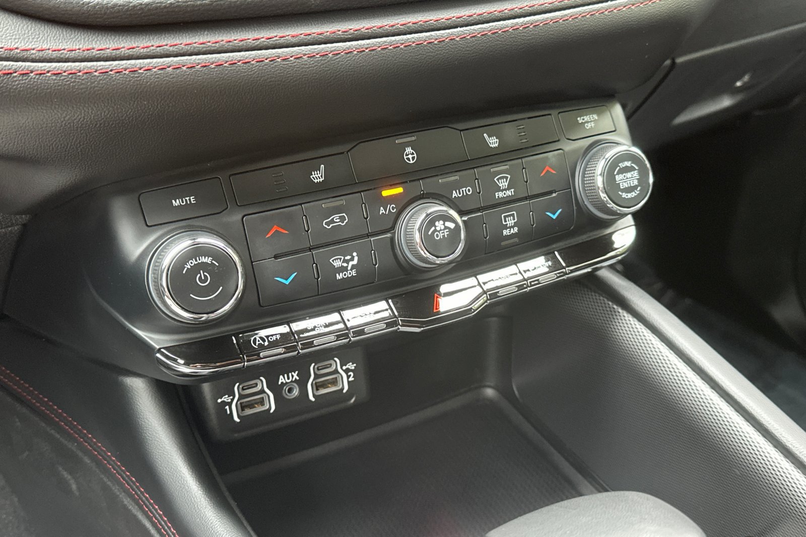 Used 2025 Dodge Durango GT RWD image 27
