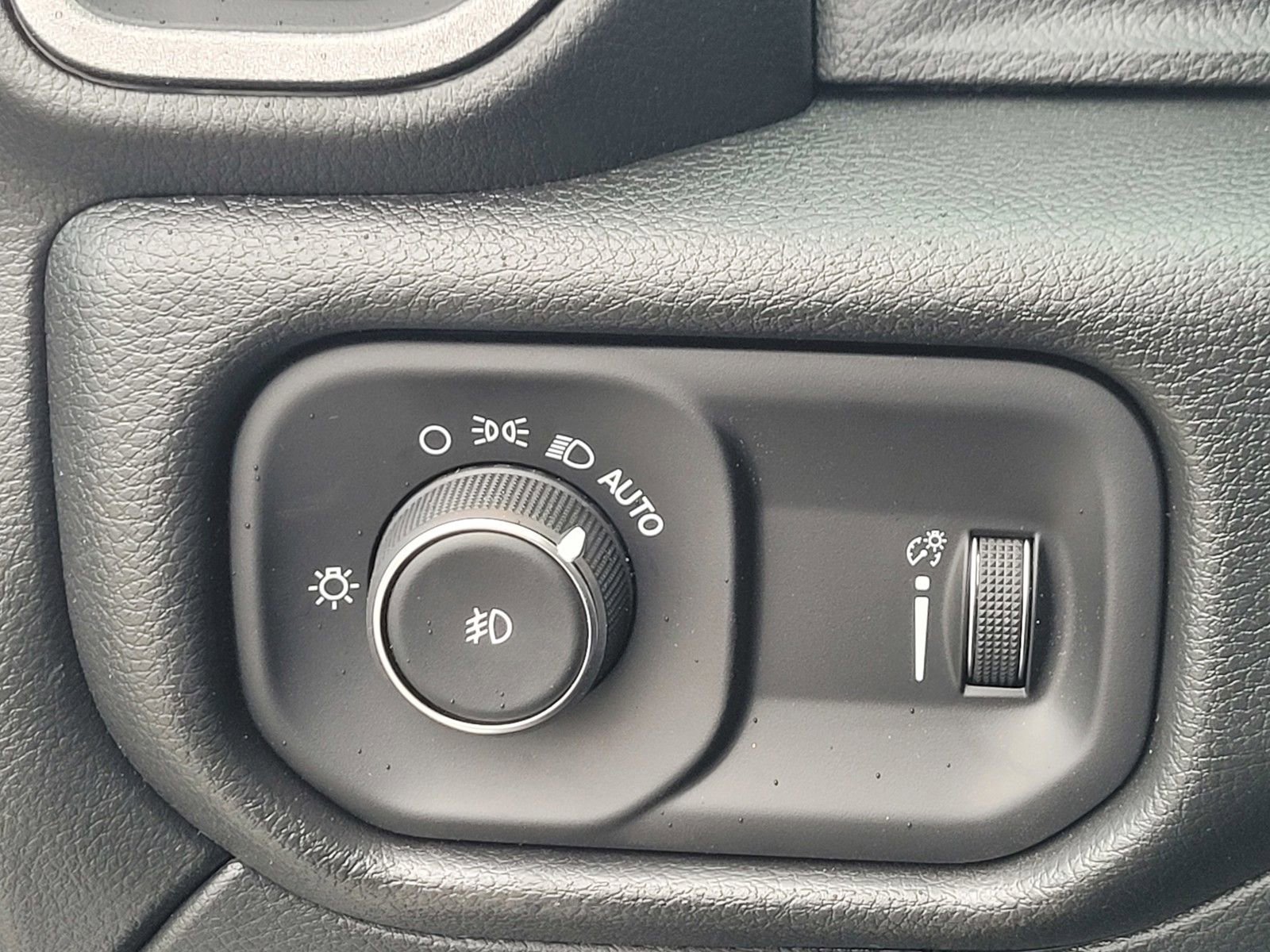 New 2026 RAM 3500 Tradesman image 20