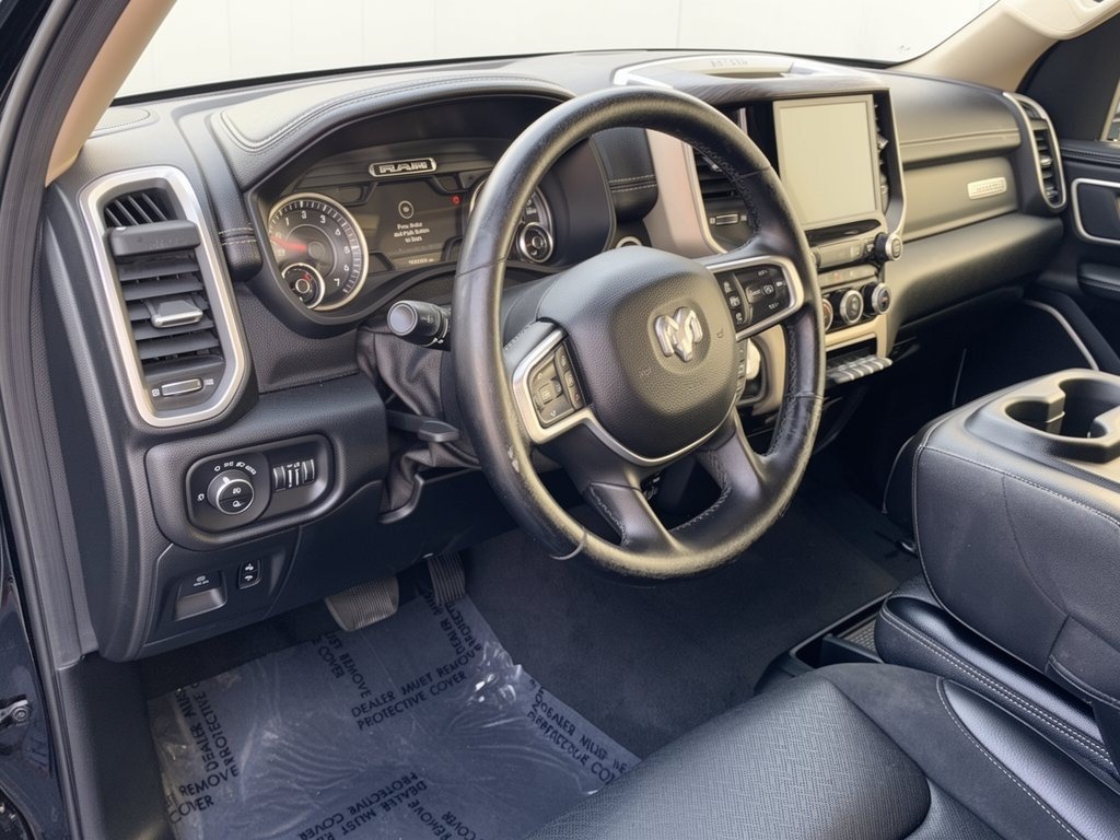 Used 2019 RAM 1500 Laramie RWD image 4