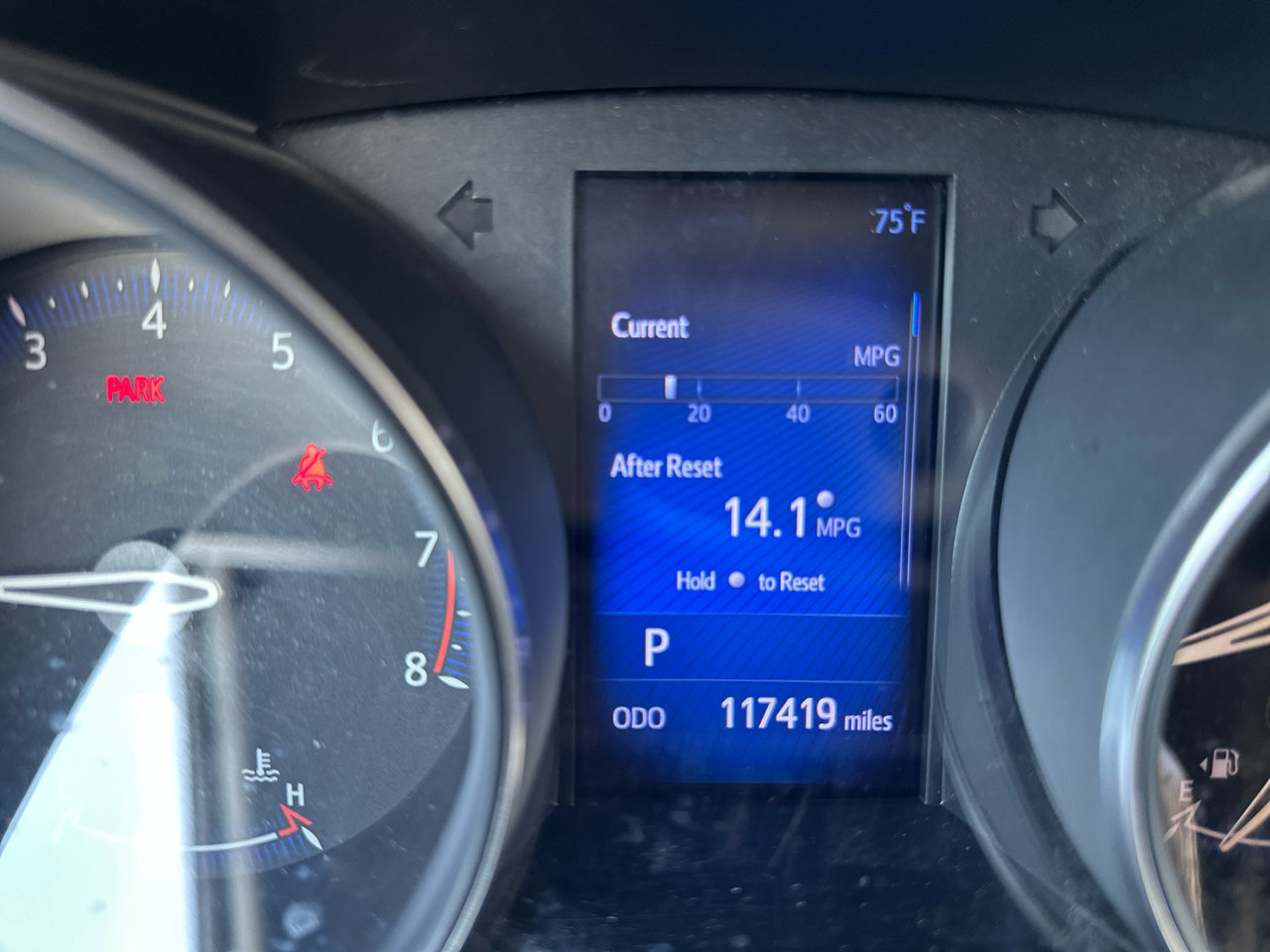 Used 2018 Toyota C-HR XLE image 19