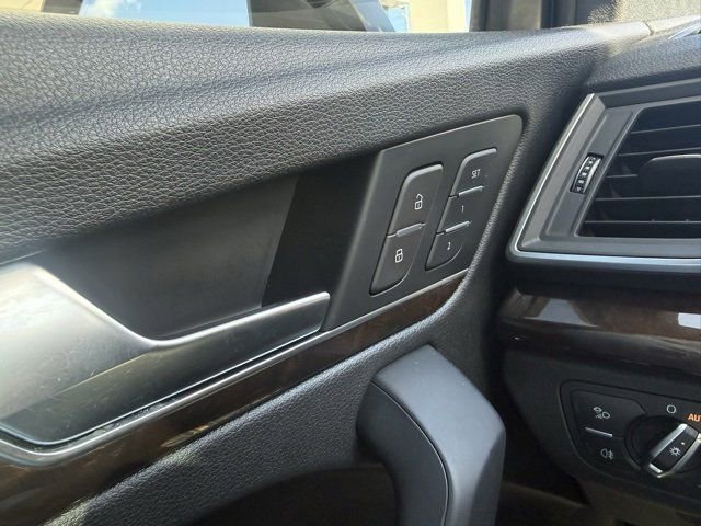 Used 2018 Audi Q5 2.0T Premium image 15
