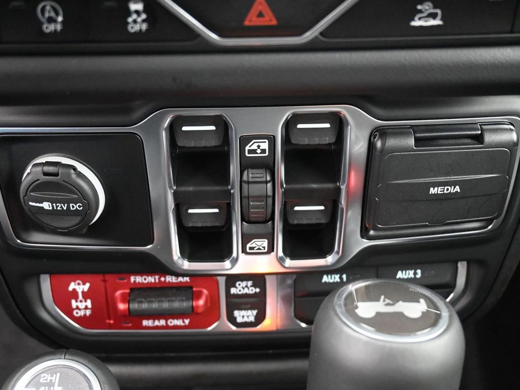 Used 2024 Jeep Wrangler Unlimited Rubicon w/ Convenience Group image 22