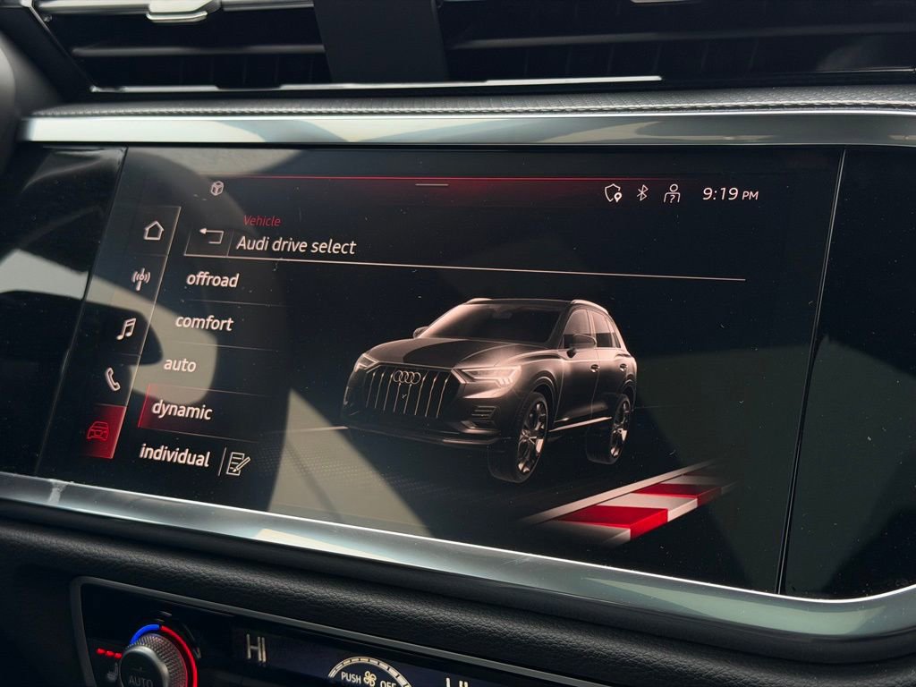 New 2025 Audi Q3 2.0T Premium image 18