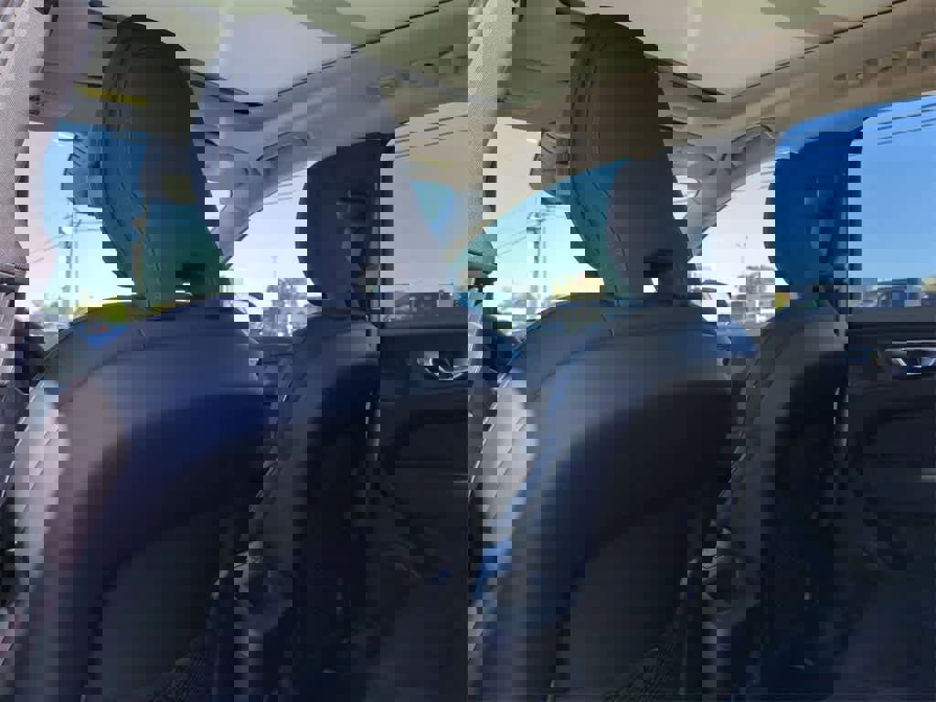 New 2026 Volvo XC60 B5 Plus w/ Protection Package Premier image 17