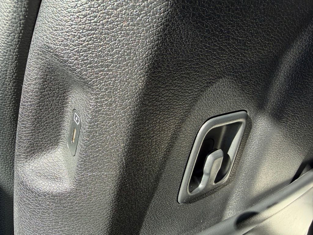 Used 2023 Kia Sportage EX image 13