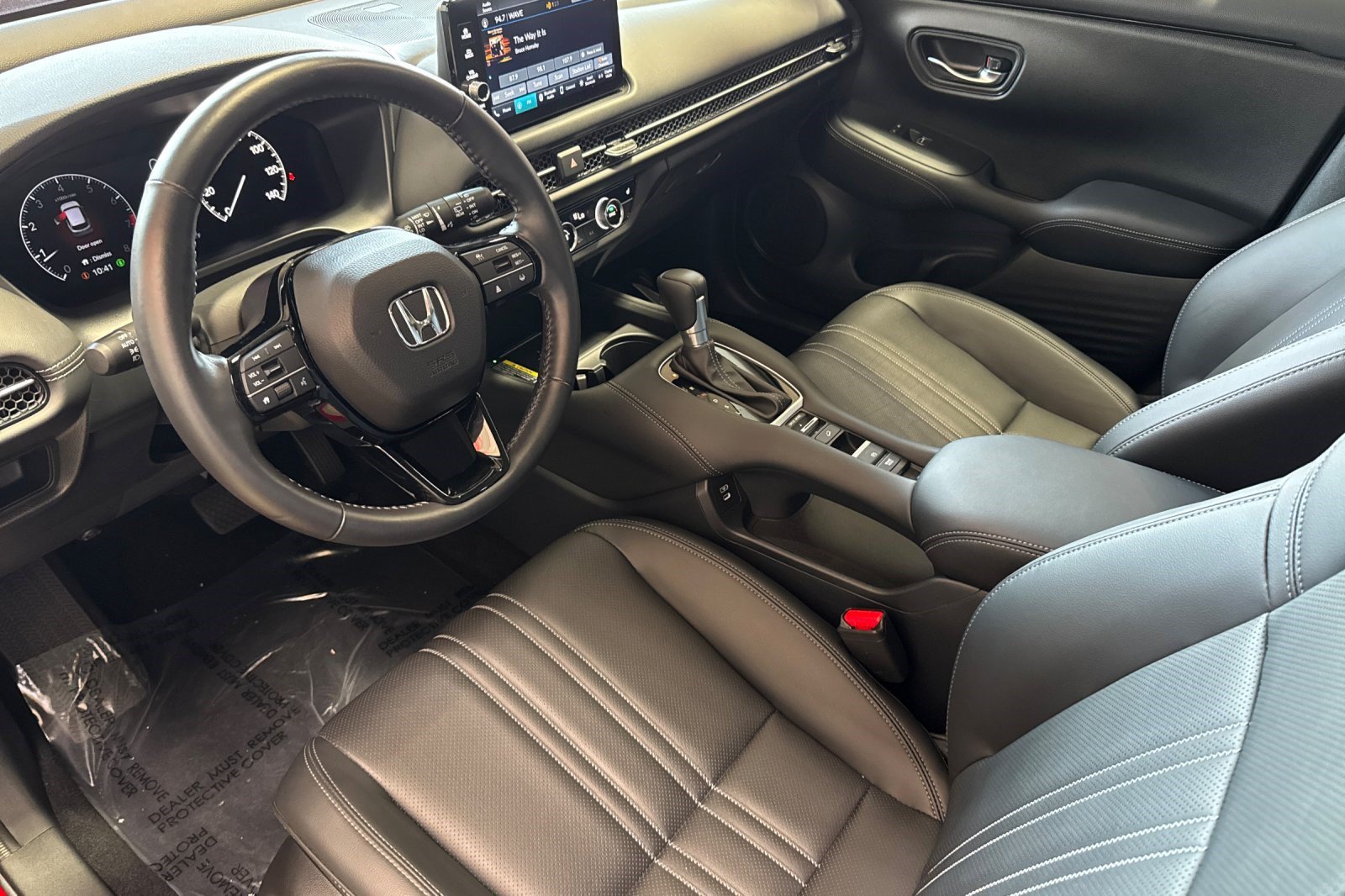 Certified 2024 Honda HR-V EX-L image 4