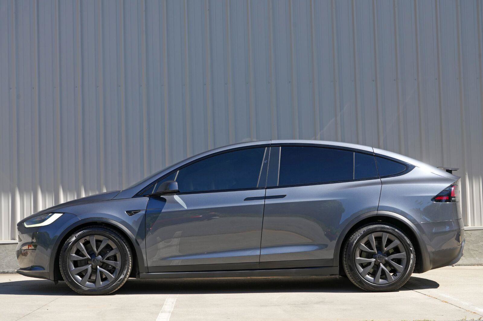 Used 2022 Tesla Model X Plaid AWD/4WD image 8