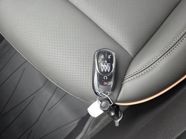 New 2026 Buick Envista Avenir image 37