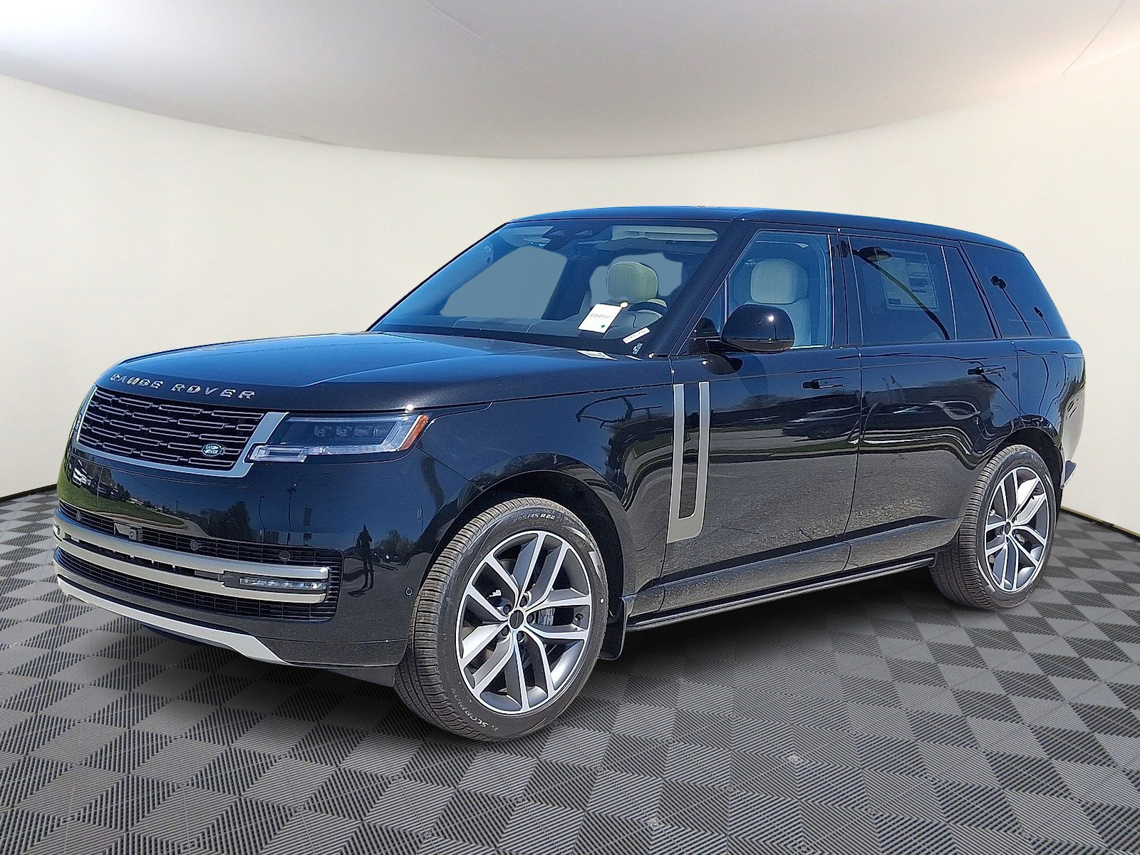 New 2026 Land Rover Range Rover Long Wheelbase SE AWD/4WD image 1