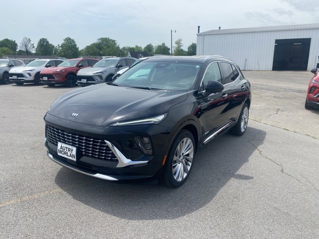 New 2025 Buick Envision Avenir image 2