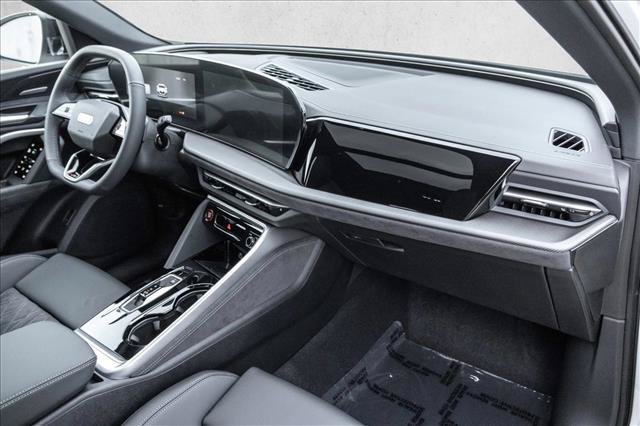New 2026 Audi SQ5 Premium Plus AWD/4WD image 24