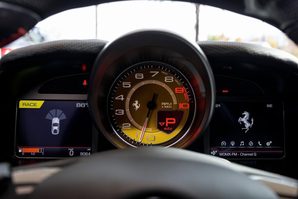 Used 2019 Ferrari 812 Superfast image 34