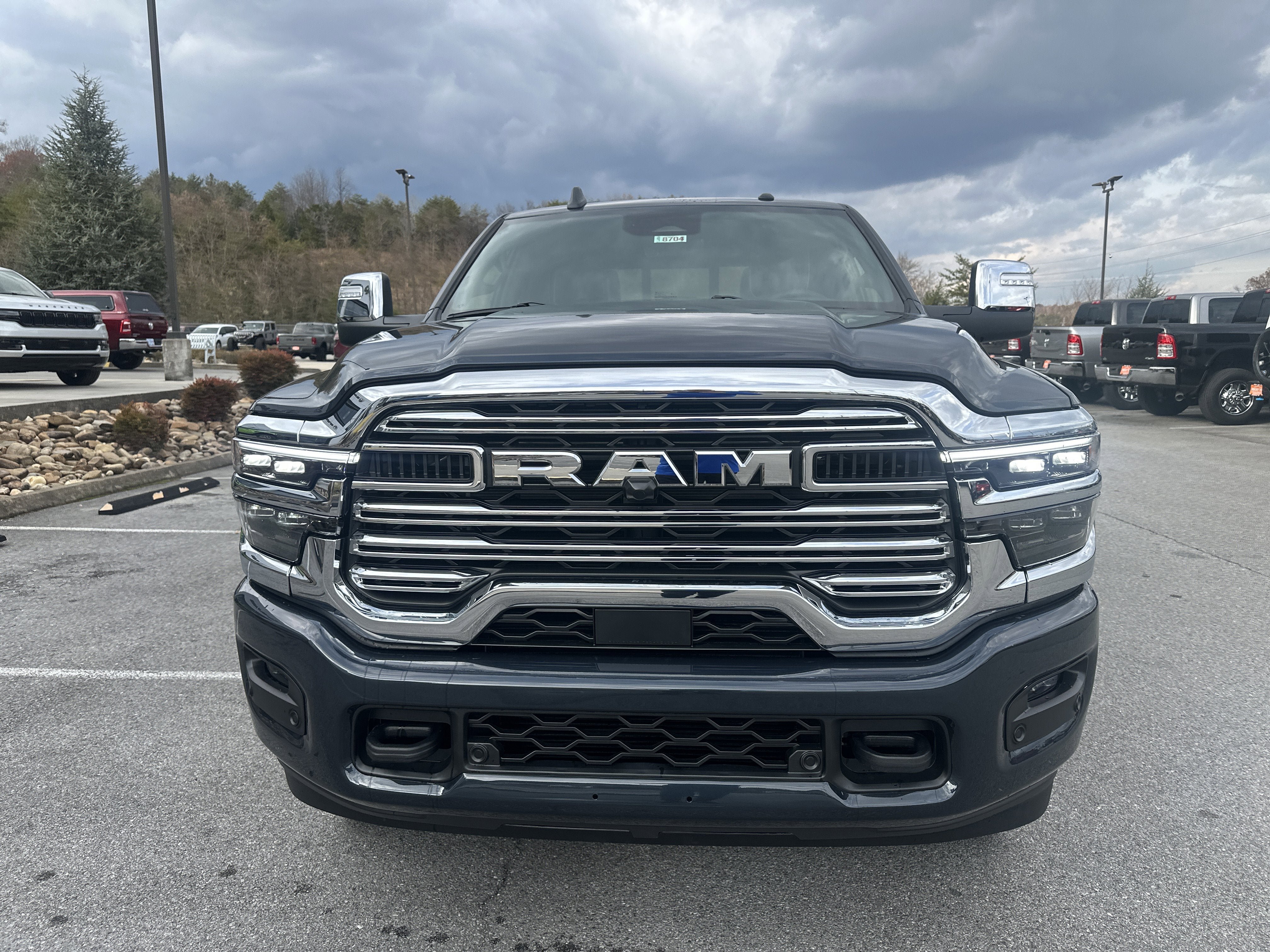 New 2026 RAM 2500 Laramie AWD/4WD image 3