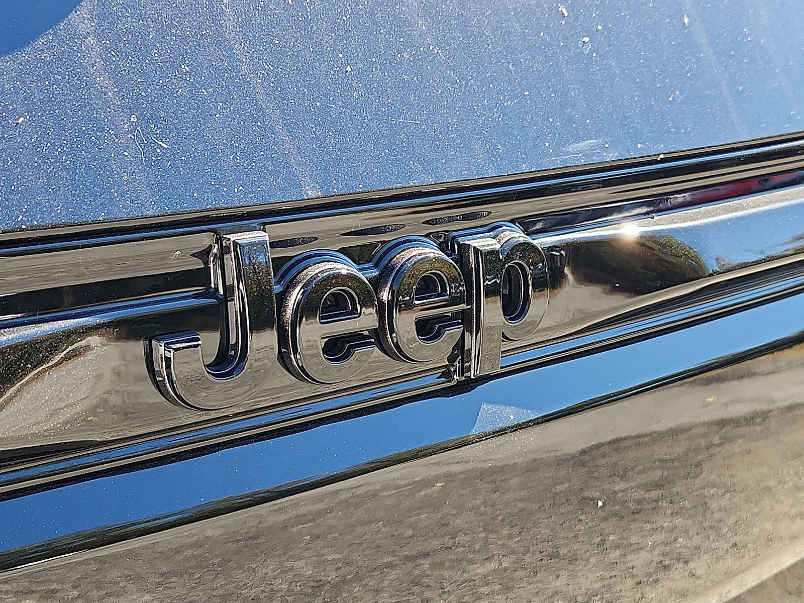 New 2025 Jeep Grand Cherokee Altitude image 18