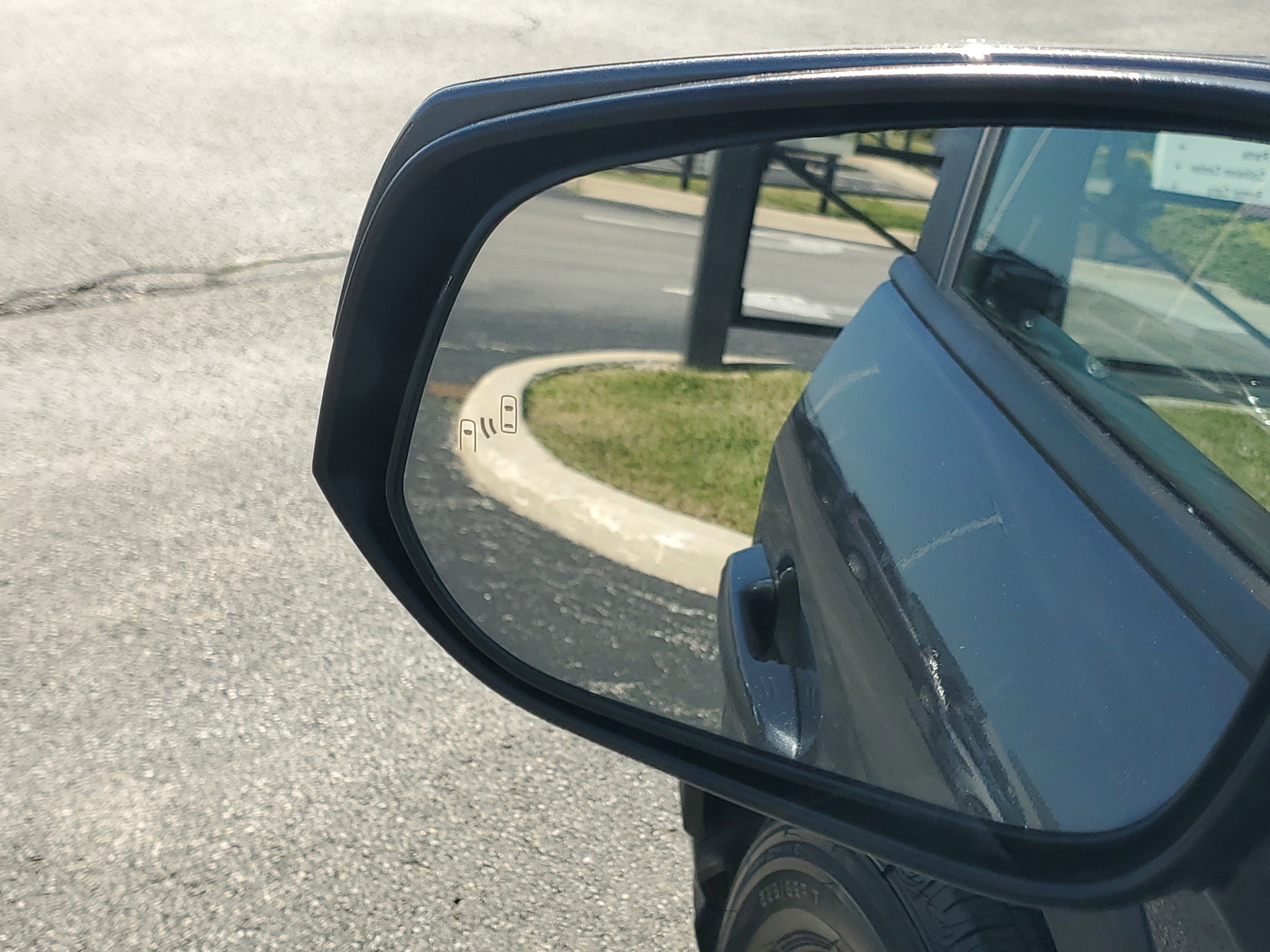 New 2025 Toyota RAV4 XLE image 23