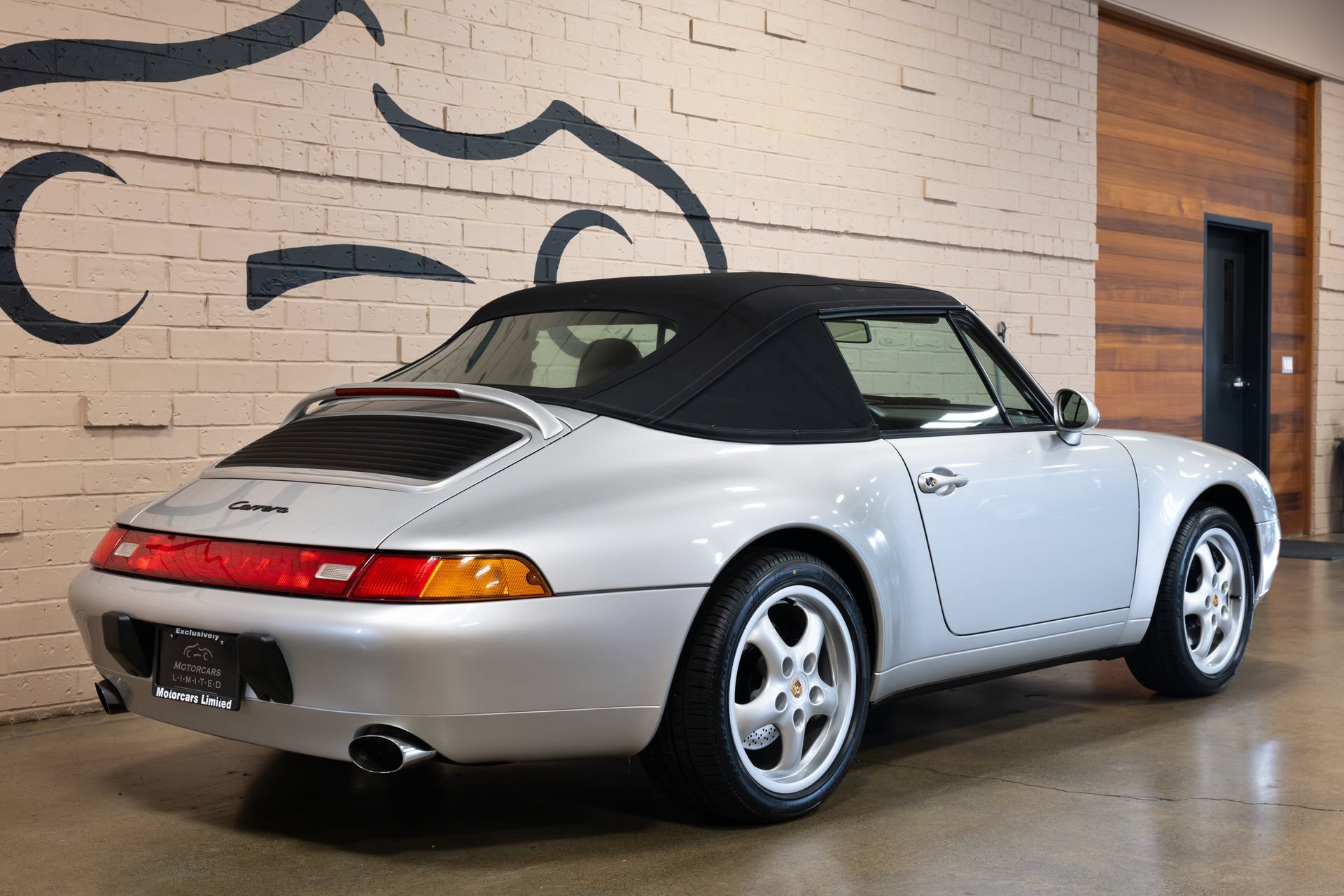 Used 1998 Porsche 911 Carrera RWD image 19