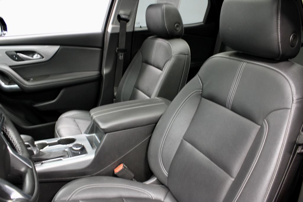 Used 2023 Chevrolet Blazer LT w/ Sound & Technology Package FWD image 23