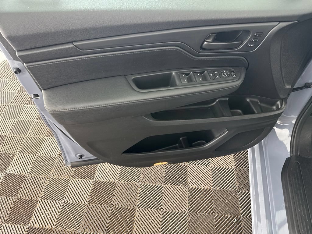 Certified 2025 Honda Odyssey Sport-L image 23