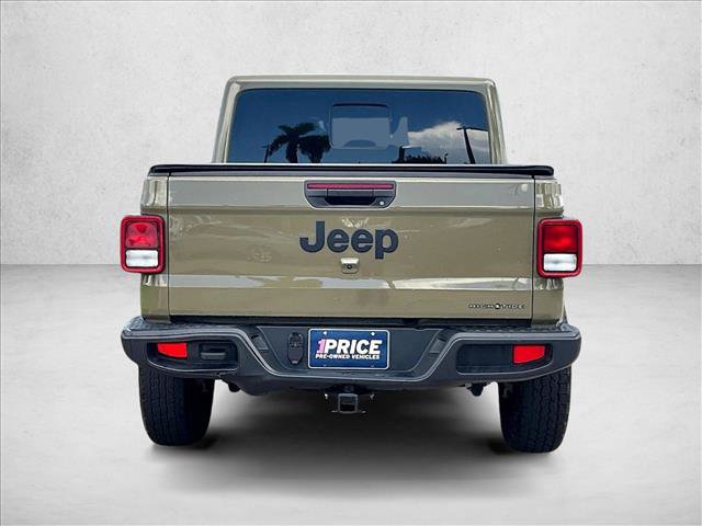 Used 2025 Jeep Gladiator Sport AWD/4WD image 4