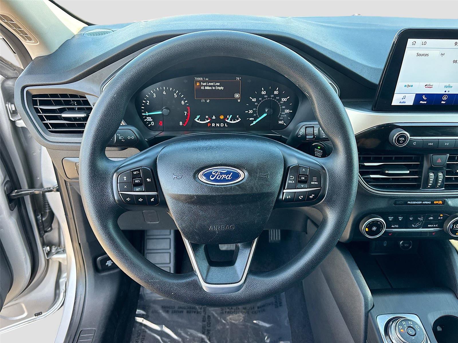 Used 2020 Ford Escape SE image 11
