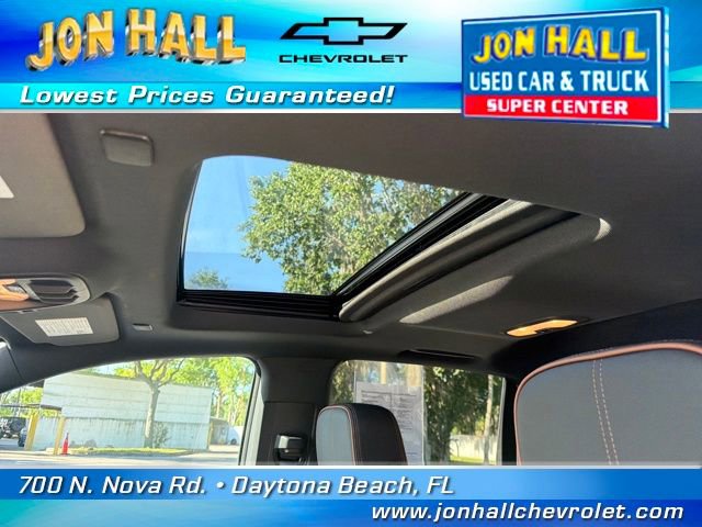 Used 2025 GMC Canyon AT4 w/ Nightfall Edition image 21