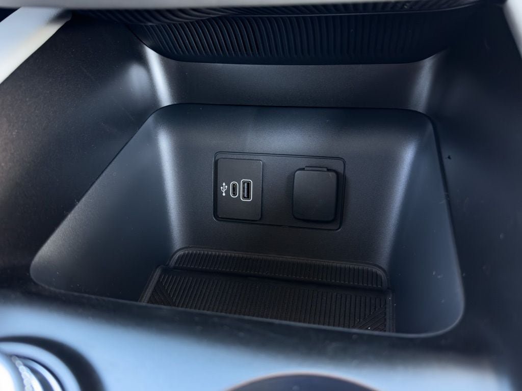New 2026 Ford Explorer Active w/ Active Comfort Package image 54
