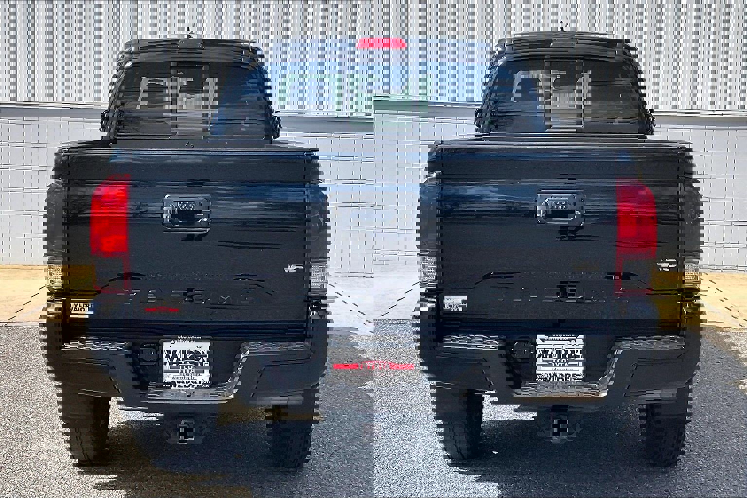 Used 2018 Toyota Tacoma TRD Sport image 5