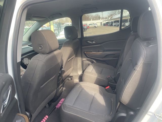 Used 2020 GMC Acadia SLE image 6