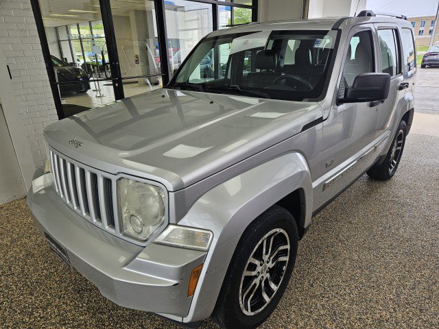 Used 2011 Jeep Liberty 70th Anniversary AWD/4WD image 5