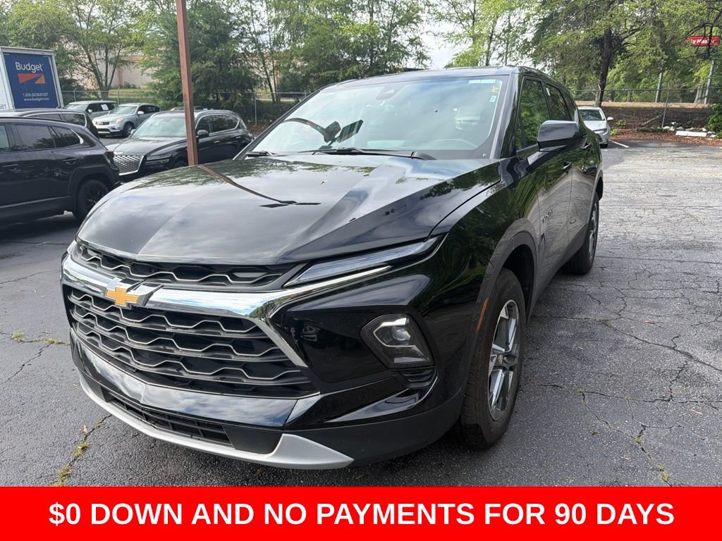 Used 2025 Chevrolet Blazer LT FWD image 1