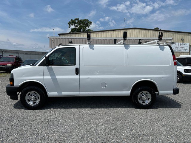Used 2022 Chevrolet Express 2500 w/ Driver Convenience Package RWD image 12