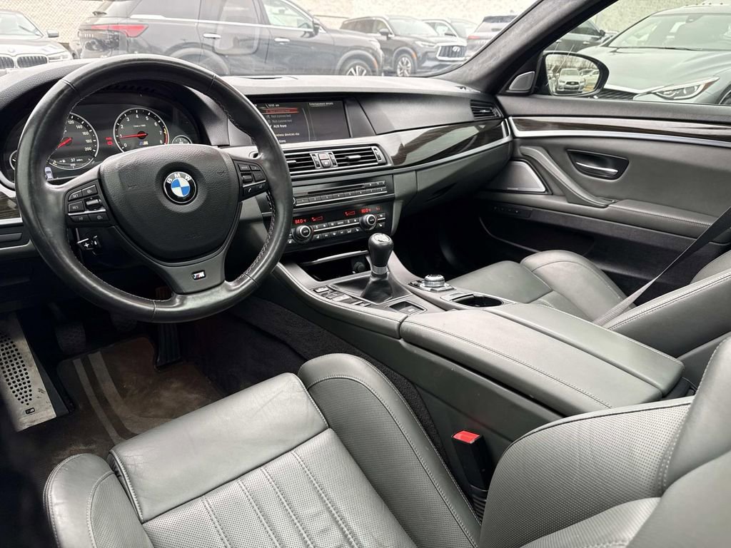 Used 2013 BMW M5 image 10
