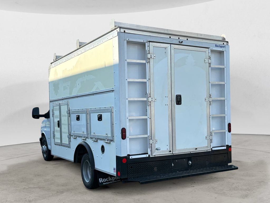 Used 2022 Chevrolet Express 3500 w/ Power Convenience Package RWD image 5