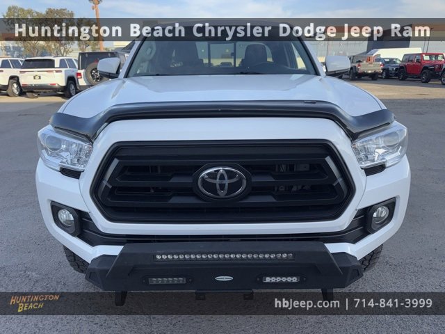 Used 2020 Toyota Tacoma SR image 2