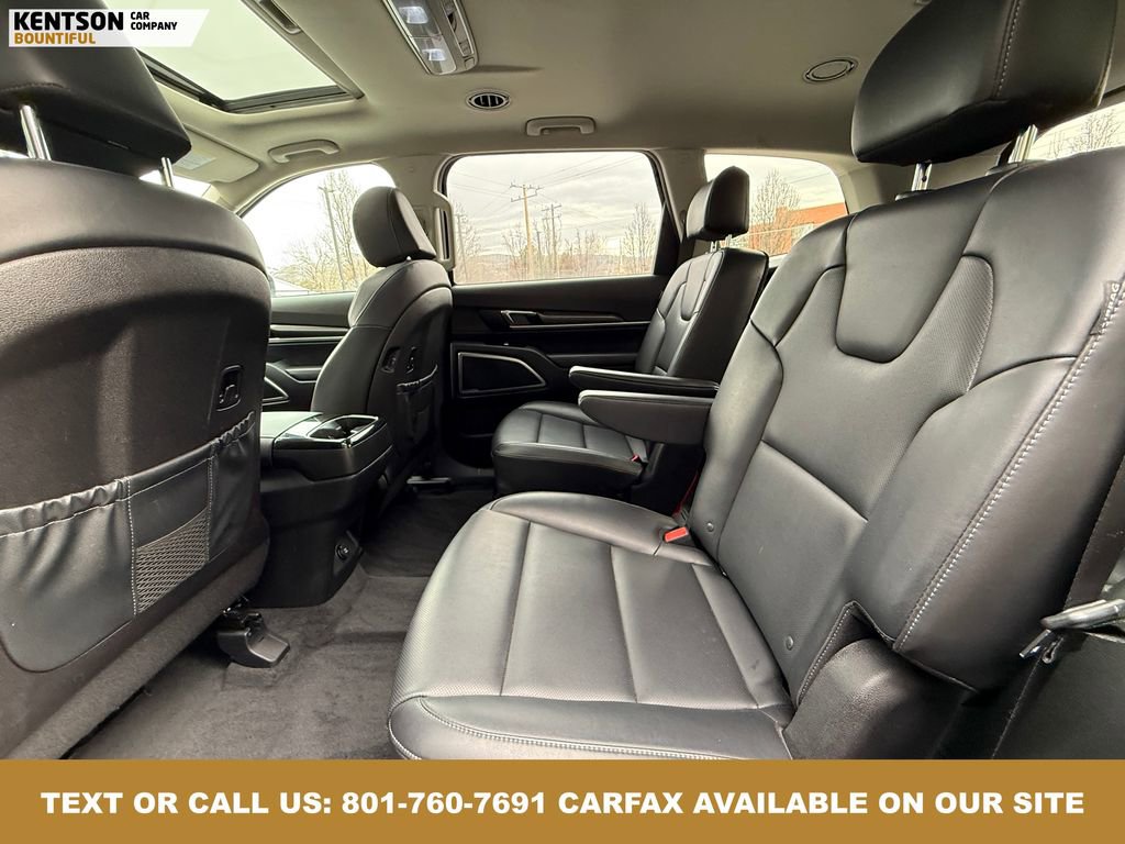 Used 2025 Kia Telluride S image 33
