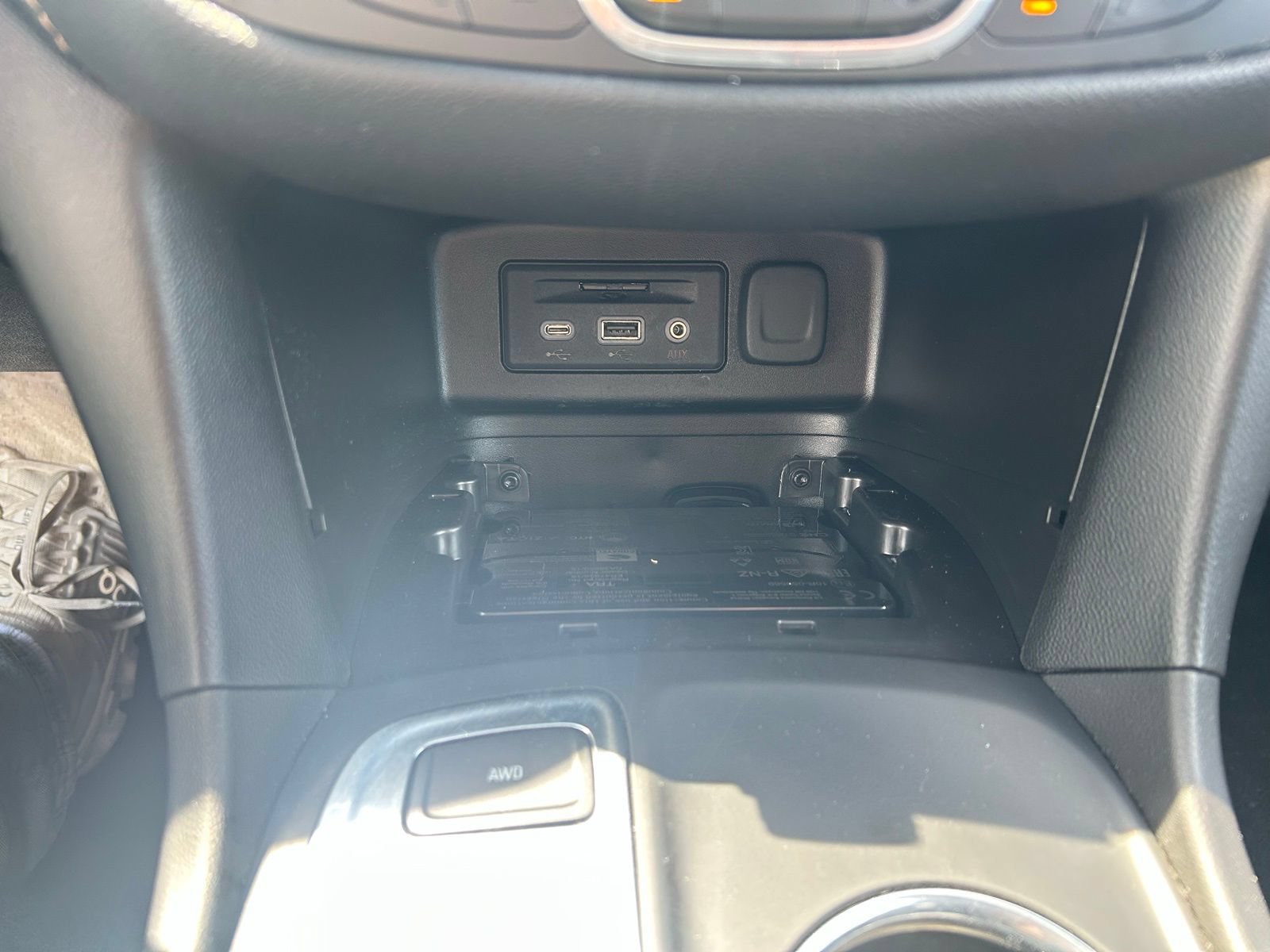 Used 2020 Chevrolet Equinox Premier AWD/4WD image 22