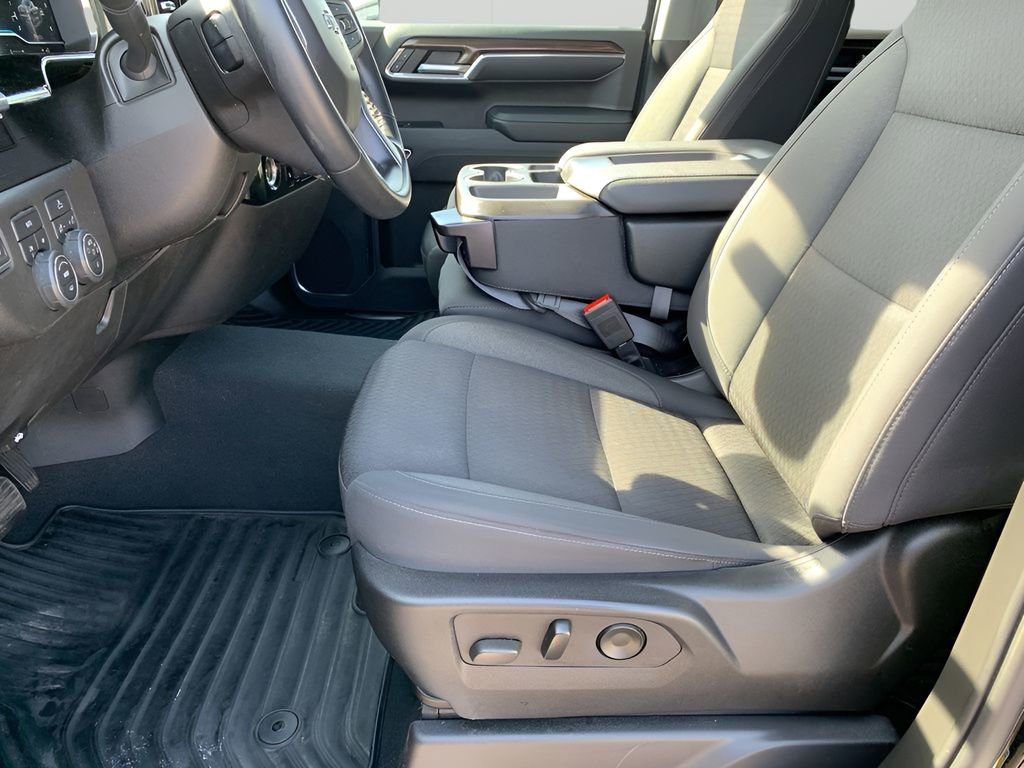 Used 2023 Chevrolet Silverado 1500 RST image 10