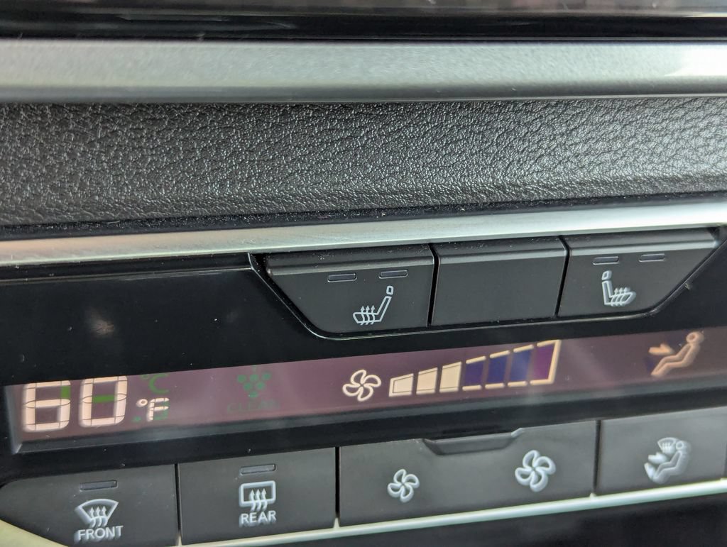 Used 2025 Nissan Altima 2.5 SR w/ SR Premium Package FWD image 18