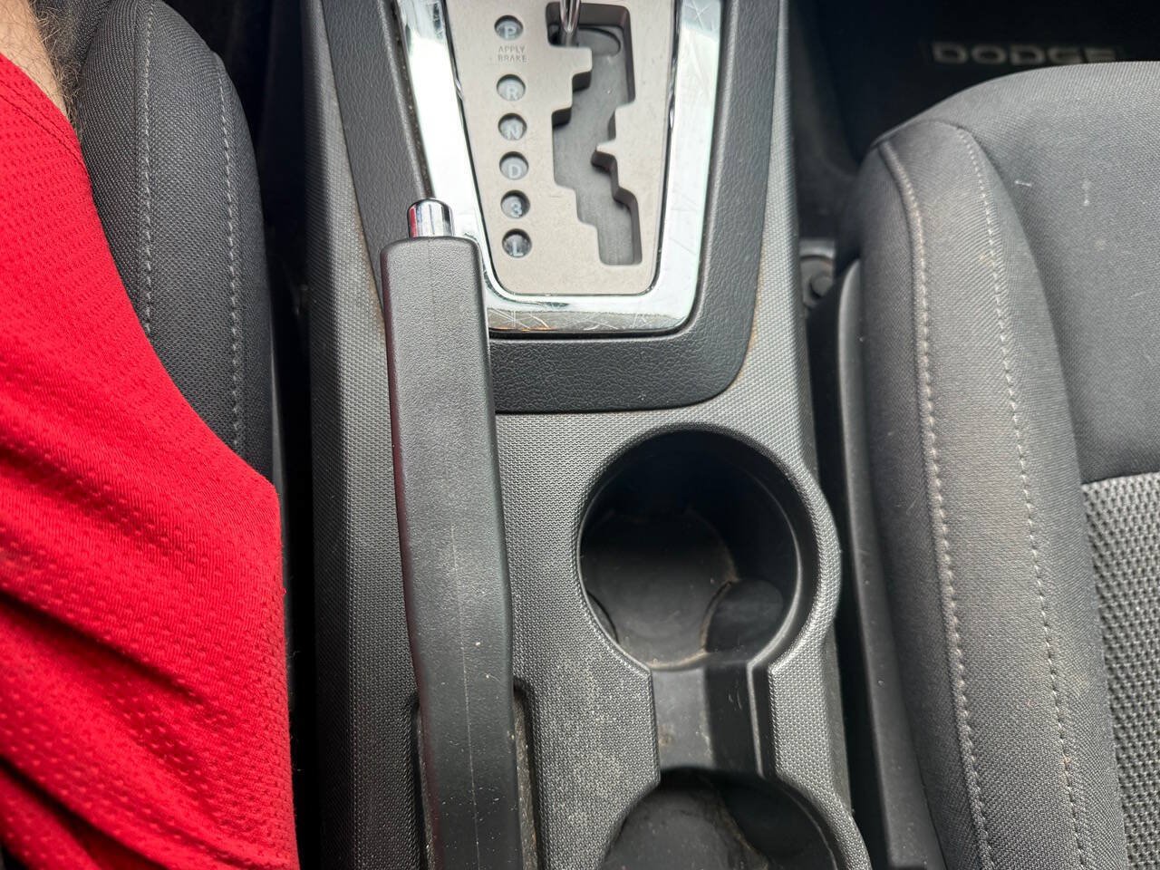 Used 2010 Dodge Avenger SXT FWD image 27