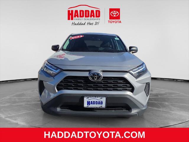 Certified 2023 Toyota RAV4 LE AWD/4WD image 9