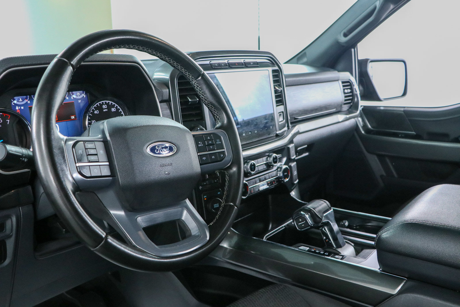 Used 2023 Ford F150 XLT w/ Equipment Group 302A High AWD/4WD image 25