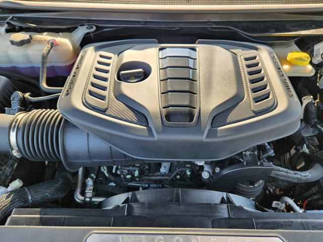 Certified 2024 Jeep Wagoneer L Series II w/ Flexible Seating Group AWD/4WD image 29