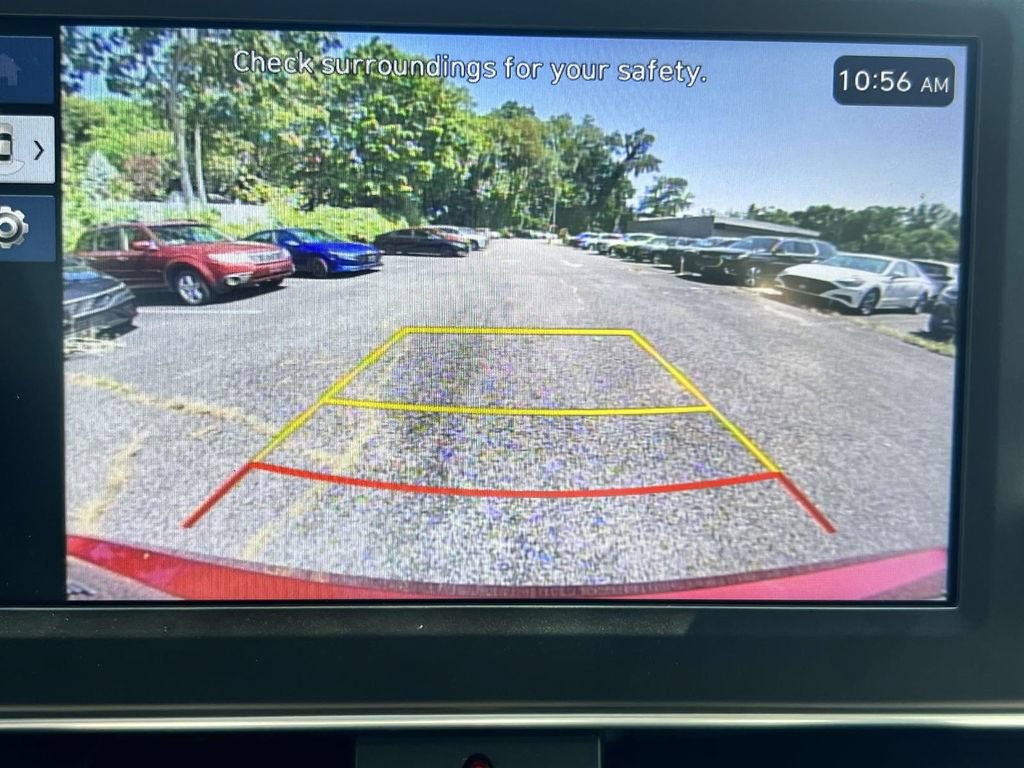 Used 2024 Hyundai Elantra SE FWD image 25