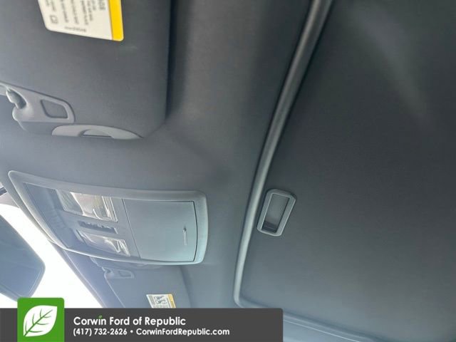 Used 2012 Dodge Challenger R/T image 13