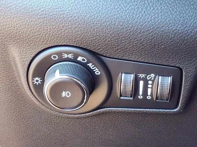 New 2026 Jeep Compass Latitude image 18