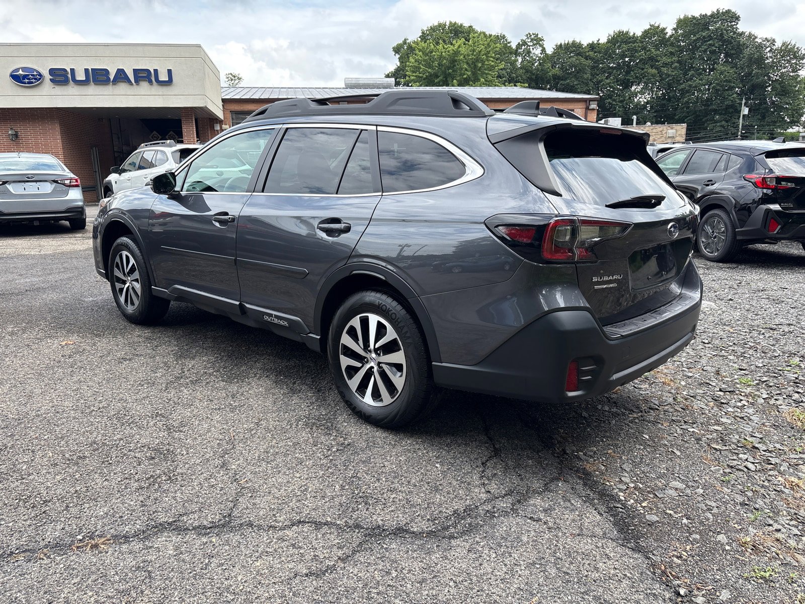 Used 2022 Subaru Outback Premium AWD/4WD image 5