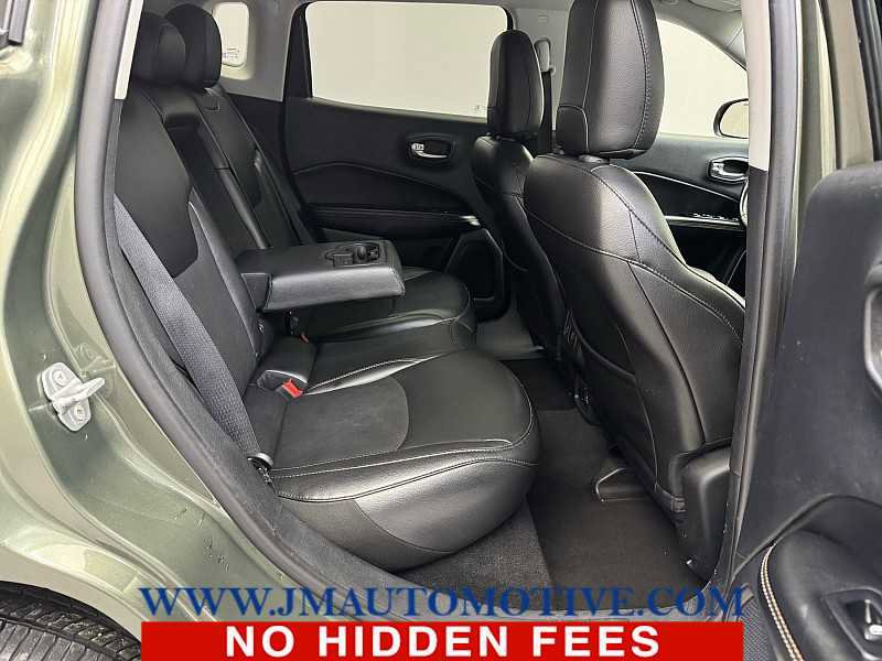 Used 2019 Jeep Compass Latitude w/ Popular Equipment Group image 17