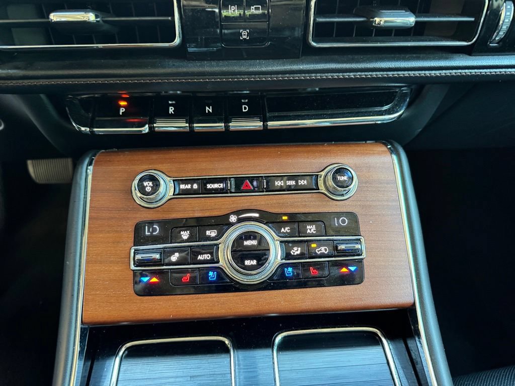 Used 2020 Lincoln Aviator Reserve w/ Equipment Group 202A AWD/4WD image 19