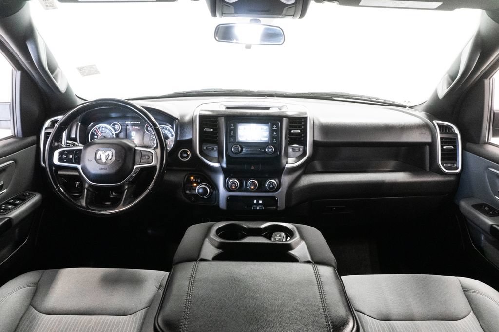 Used 2023 RAM 1500 Big Horn AWD/4WD image 9